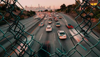 爱游戏-英雄联盟高校联赛火热报名中，校园战火燃起，英雄联盟高校联赛2021报名