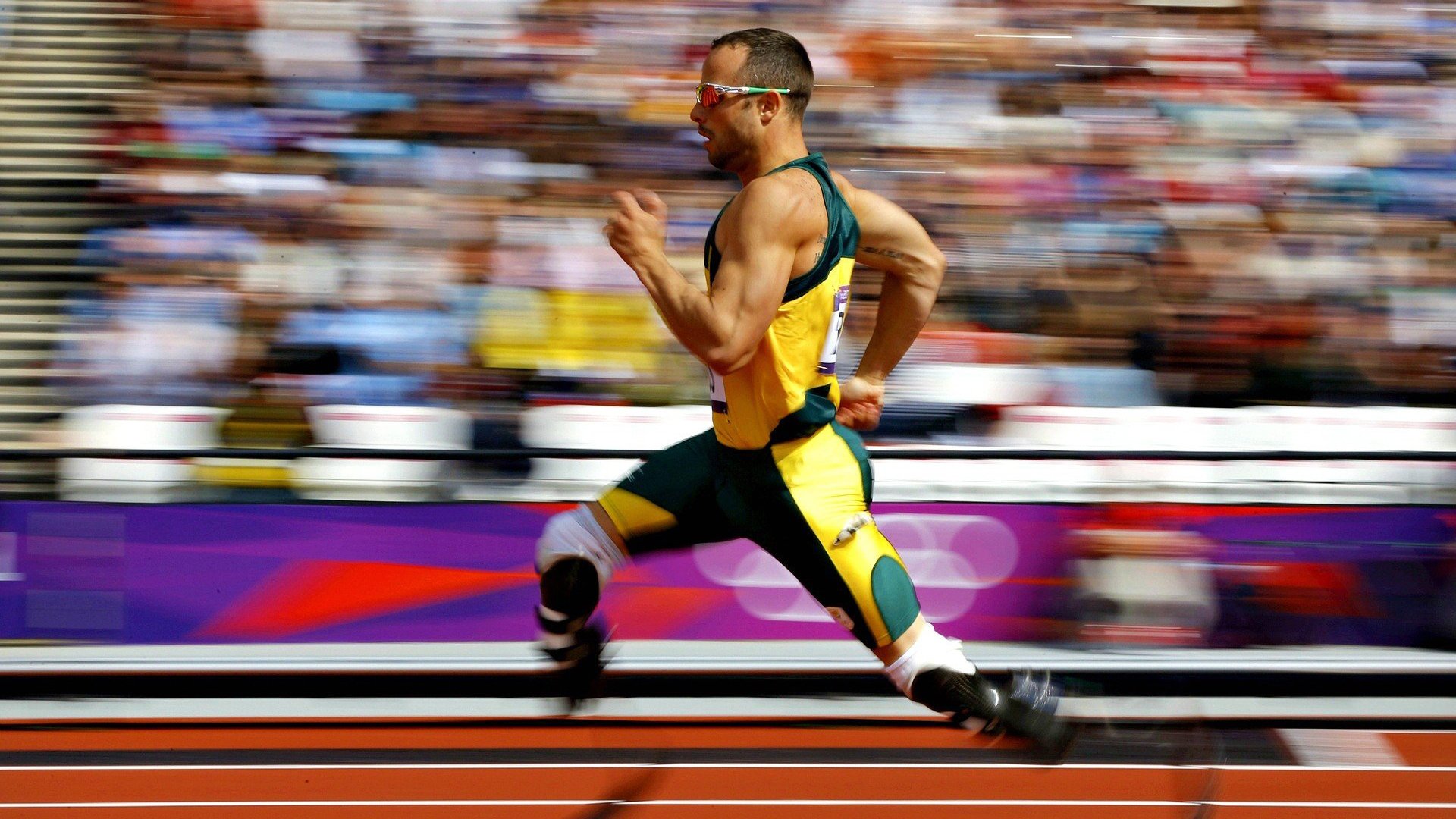 爱游戏app-海洋潜水竞速，探索深海奥秘的极限运动，海上潜水视频